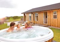 Caddy's Corner Lodges