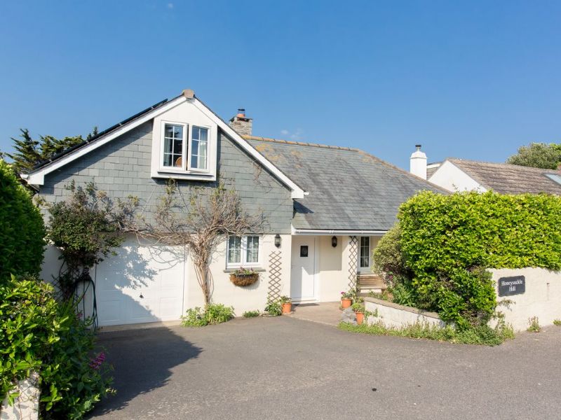 Cottage With Sea View Wheelchair accessible New Polzeath Cottage With Sea View Wheelchair accessible New Polzeath