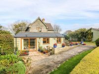 Manege Cottage