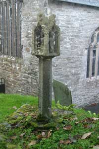 Lantern Head Cross, St Mawgan in Pydar churhyard