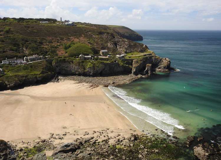 10 Best Surfing Beaches in Cornwall - Trevaunance Cove, St Agnes