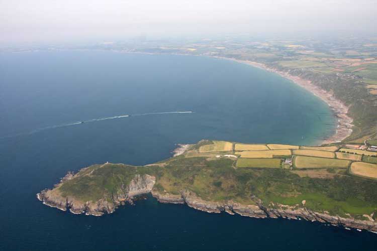 10 Best Surfing Beaches in Cornwall - Whitsand Bay