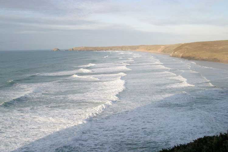 10 Best Surfing Beaches in Cornwall - Perranporth Beach