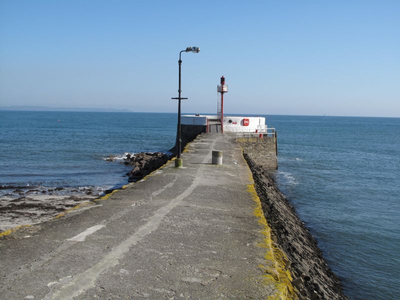 Walking on the Banjo Pier at Looe