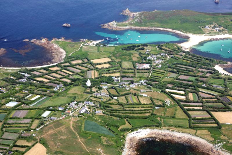 St Agnes, Isles of Scilly with The Bar to Gugh St Agnes, Isles of Scilly with The Bar to Gugh