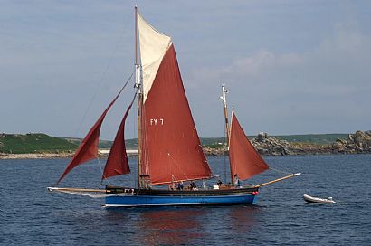 Sailing around the Isles of Scilly