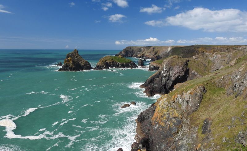 Kynance Cove at high tide Kynance Cove at high tide