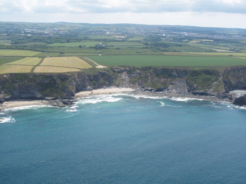 Bassett's Cove between Portreath and Gwithian Bassett's Cove between Portreath and Gwithian